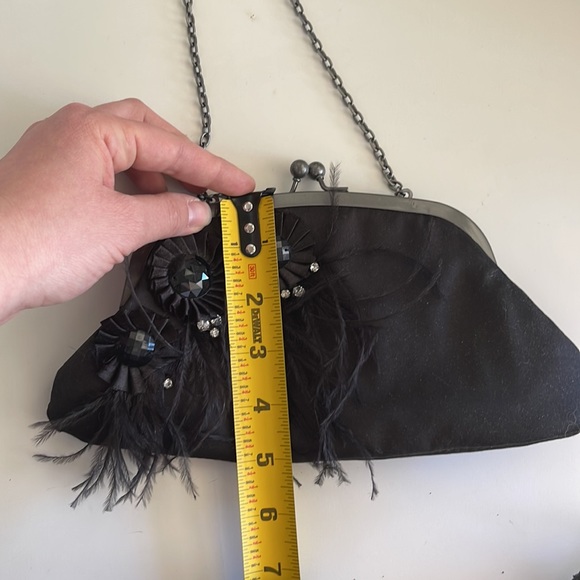 Black formal evening clutch. Feathers rhinestones. - Picture 5 of 8